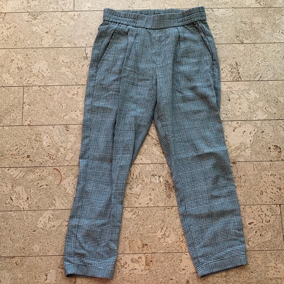 Pleated light dress pants - Picture 2 of 7